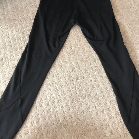lululemon black leggings - Picture 4 of 4